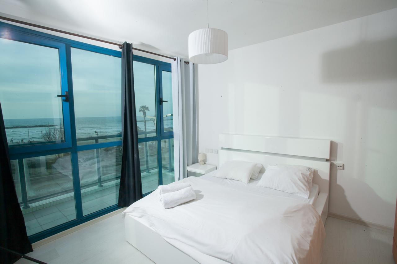 M Sea Suites - By The Beach Tel Aviv Ngoại thất bức ảnh