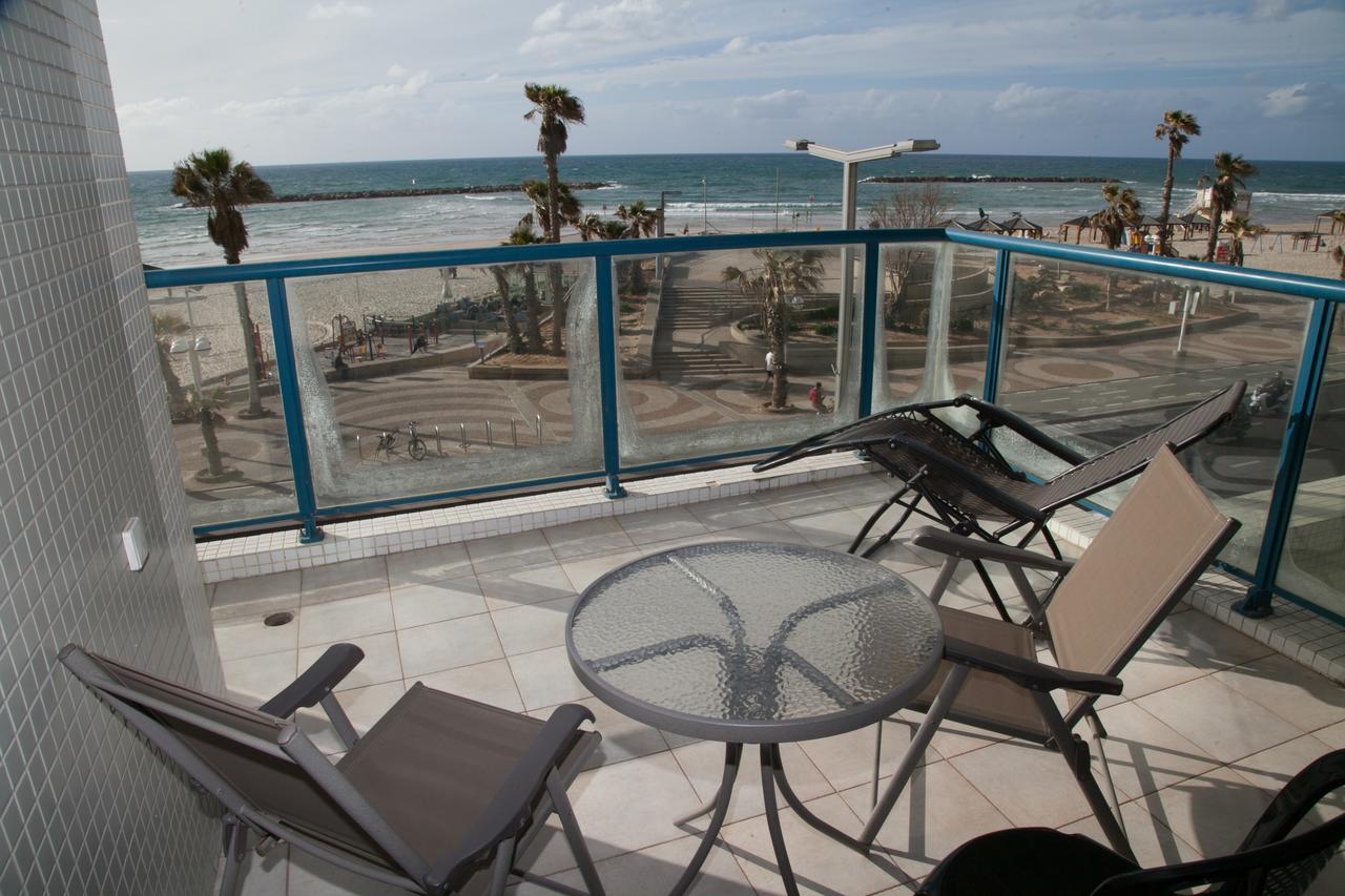 M Sea Suites - By The Beach Tel Aviv Ngoại thất bức ảnh