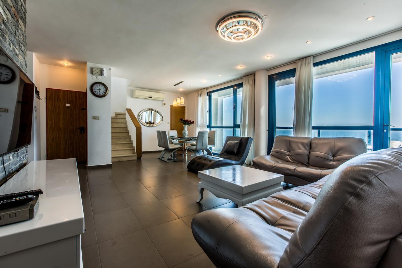 M Sea Suites - By The Beach Tel Aviv Ngoại thất bức ảnh