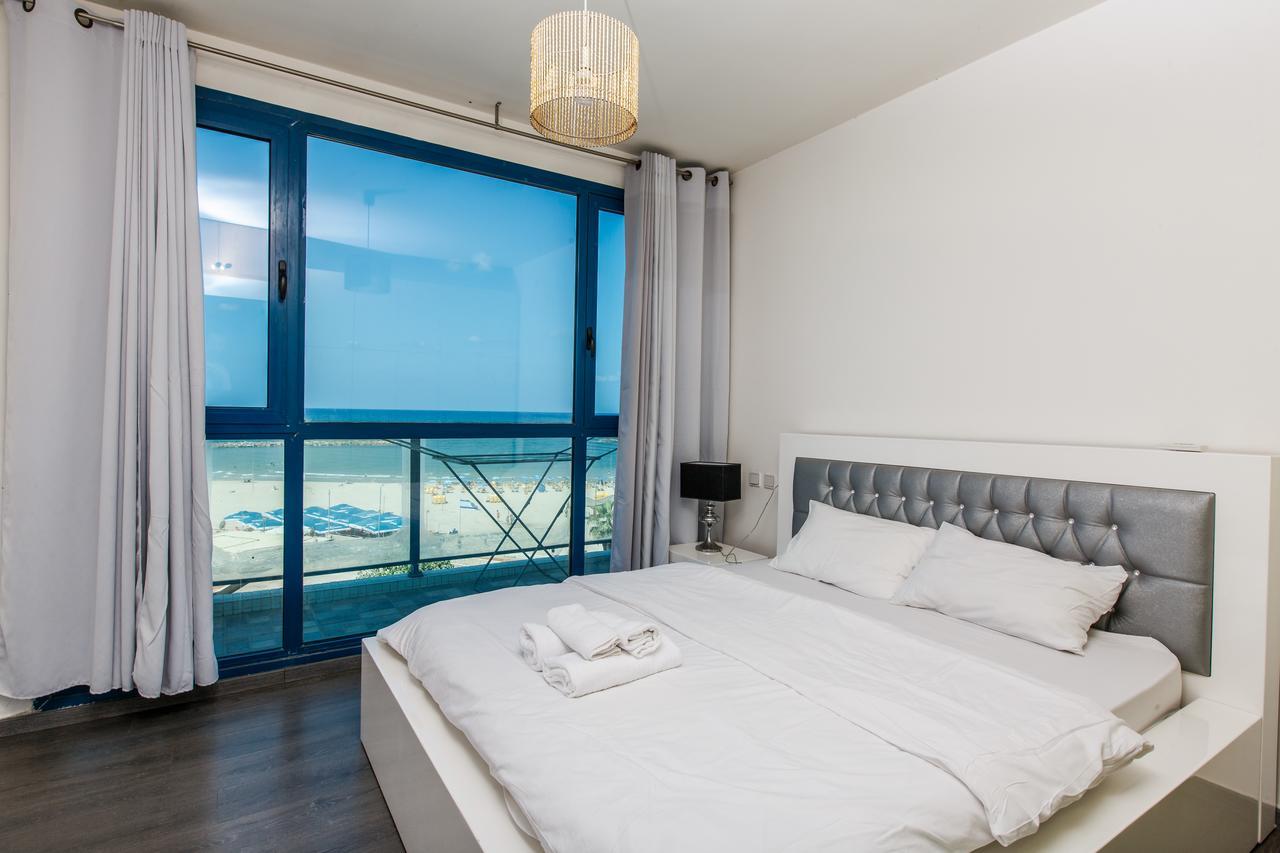 M Sea Suites - By The Beach Tel Aviv Ngoại thất bức ảnh
