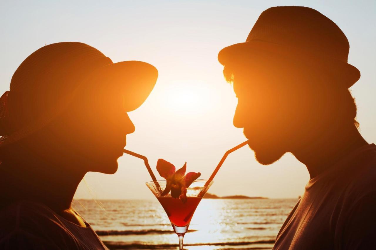 M Sea Suites - By The Beach Tel Aviv Ngoại thất bức ảnh