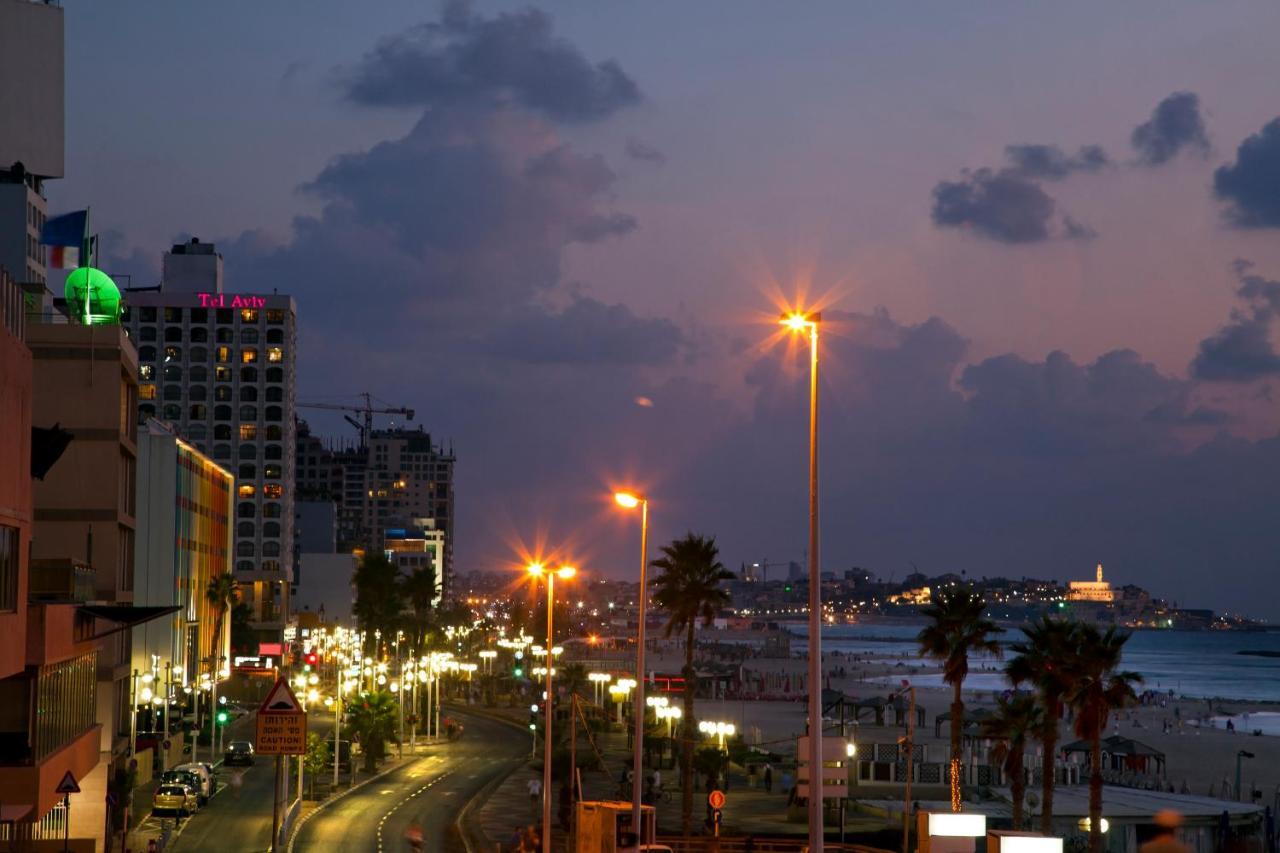 M Sea Suites - By The Beach Tel Aviv Ngoại thất bức ảnh