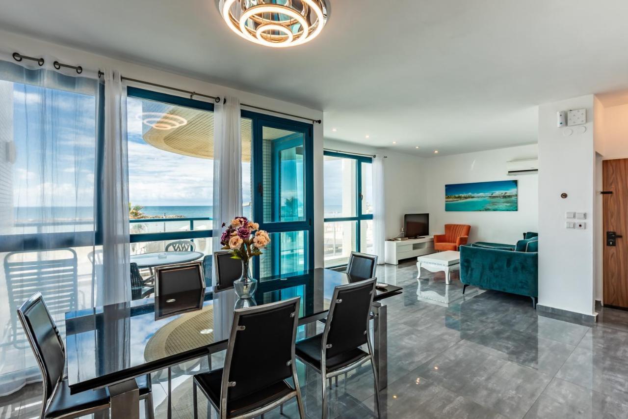 M Sea Suites - By The Beach Tel Aviv Ngoại thất bức ảnh